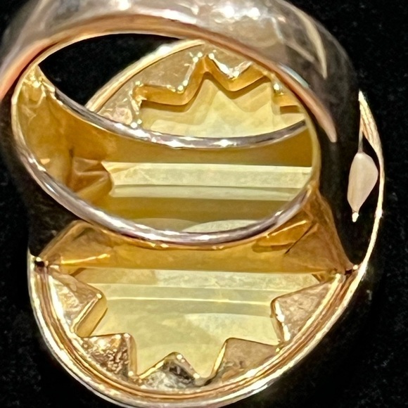 House of Harlow Statement Cocktail Ring gold tone and pale yellow stone, size 7 - Picture 11 of 16